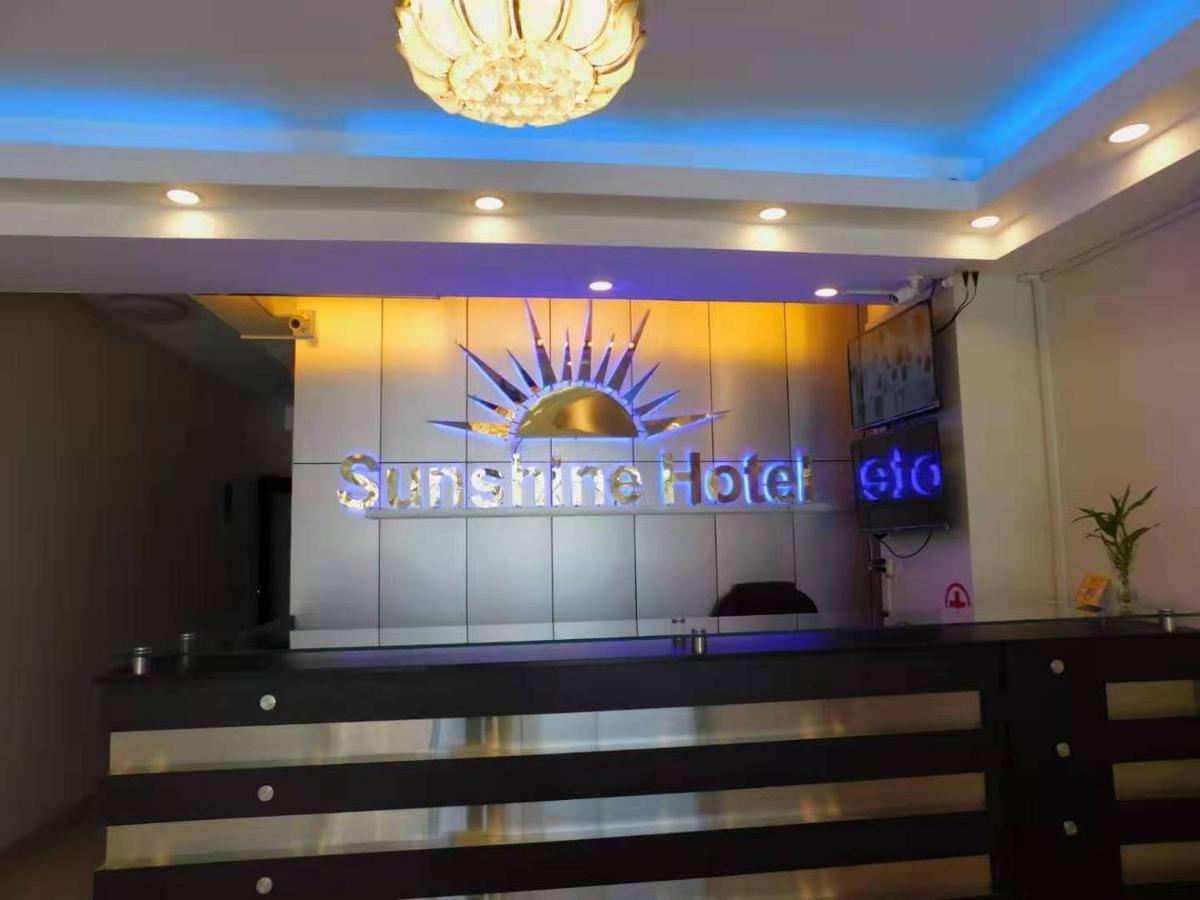 Sunshine Hotel Lima Bagian luar foto