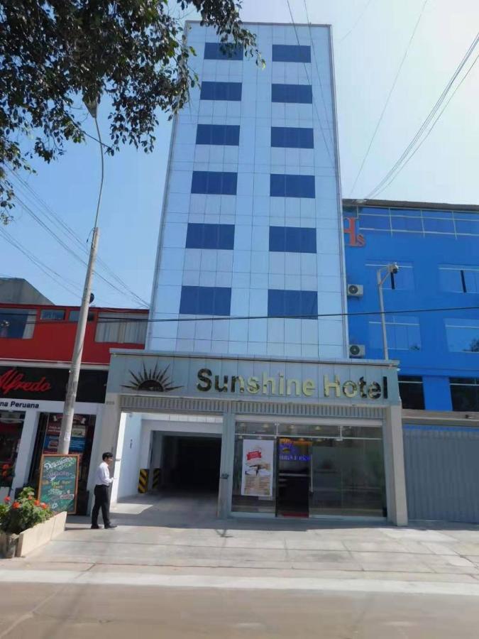 Sunshine Hotel Lima Bagian luar foto